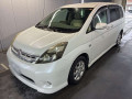 2010 Toyota Isis