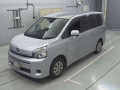 2012 Toyota Voxy