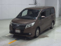 2016 Toyota Noah