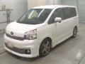 2013 Toyota Voxy