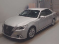2013 Toyota Crown
