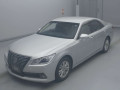 2013 Toyota Crown Hybrid