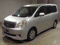 2012 Toyota Noah