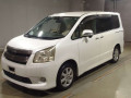2009 Toyota Noah