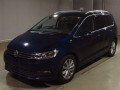 2019 Volkswagen Golf Touran