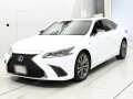 2019 Lexus ES