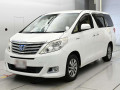 2013 Toyota Alphard Hybrid