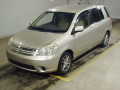 2003 Toyota Raum