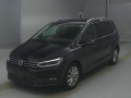 2017 Volkswagen Golf Touran