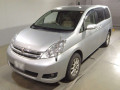2010 Toyota Isis
