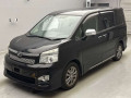 2013 Toyota Voxy