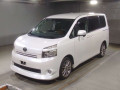 2009 Toyota Voxy