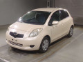 2005 Toyota Vitz