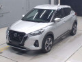 2020 Nissan KIX