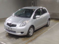2005 Toyota Vitz