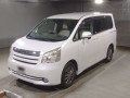 2007 Toyota Noah