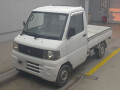 2001 Mitsubishi Minicab Truck