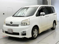 2012 Toyota Voxy