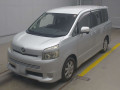 2008 Toyota Voxy