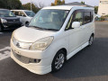 2012 Mitsubishi Delica D2