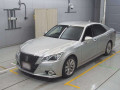 2015 Toyota Crown Hybrid