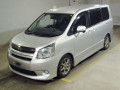 2008 Toyota Noah