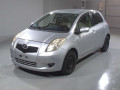 2005 Toyota Vitz
