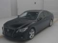2020 Toyota Crown Hybrid
