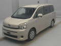 2010 Toyota Voxy