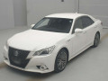 2014 Toyota Crown Hybrid