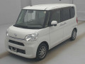2017 Daihatsu Tanto