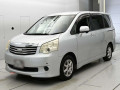 2011 Toyota Noah