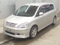 2003 Toyota Ipsum