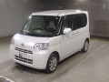 2011 Daihatsu Tanto