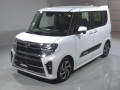 2022 Daihatsu Tanto Custom