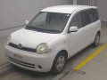 2004 Toyota Sienta