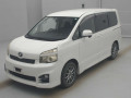 2010 Toyota Voxy