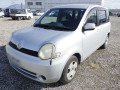 2005 Toyota Sienta