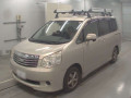2010 Toyota Noah