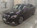 2013 Toyota Crown Majesta