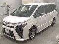 2022 Toyota Voxy