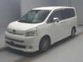 2009 Toyota Voxy