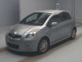 2005 Toyota Vitz