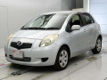 2005 Toyota Vitz