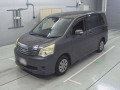 2013 Toyota Noah