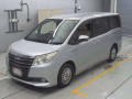 2015 Toyota Noah