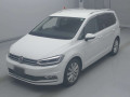 2016 Volkswagen Golf Touran