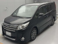 2015 Toyota Noah
