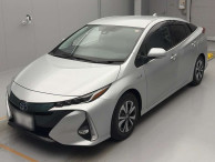 2017 Toyota Prius PHV