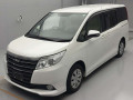 2015 Toyota Noah